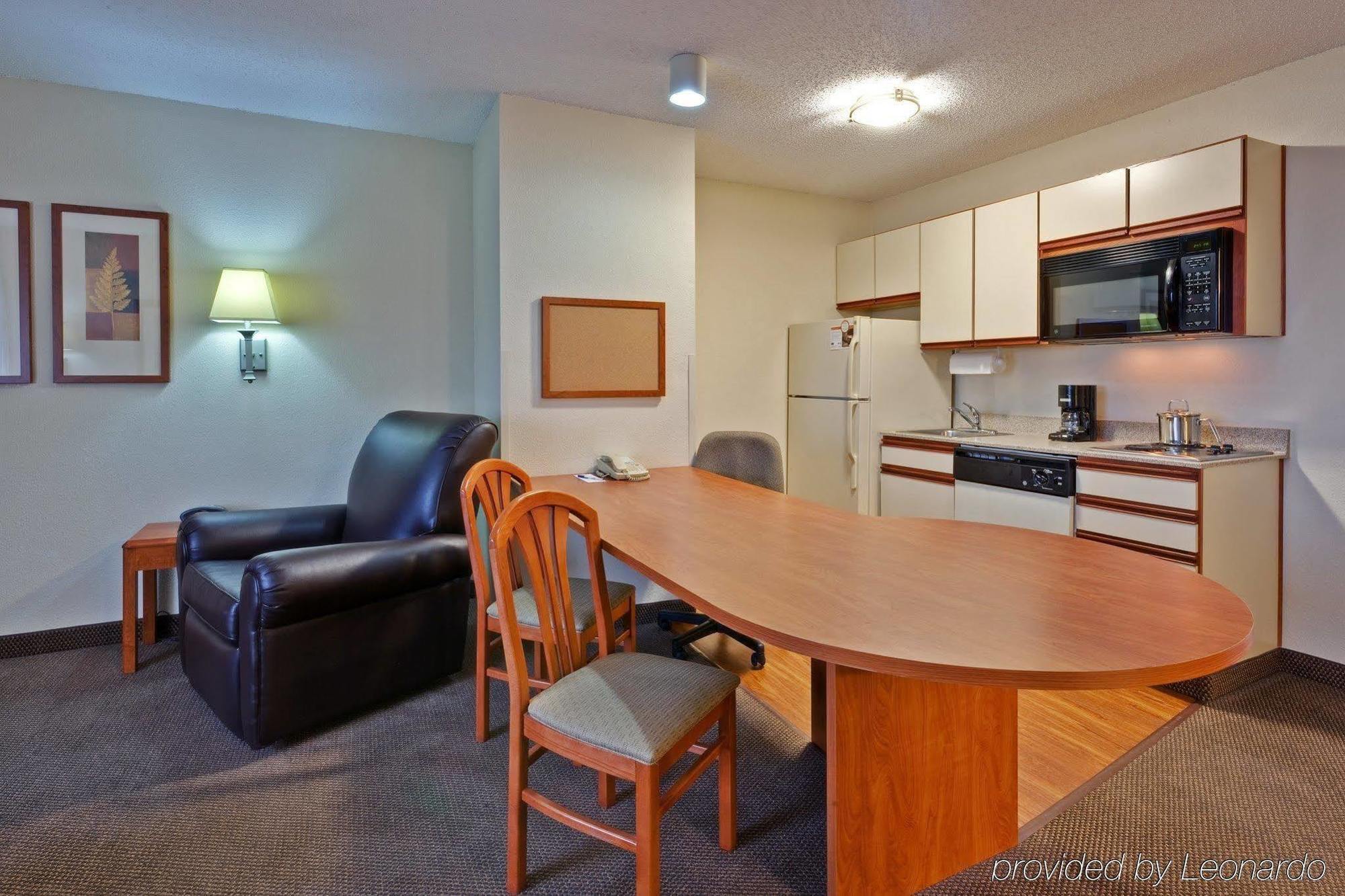 Candlewood Suites Indianapolis Northeast By Ihg Bilik gambar
